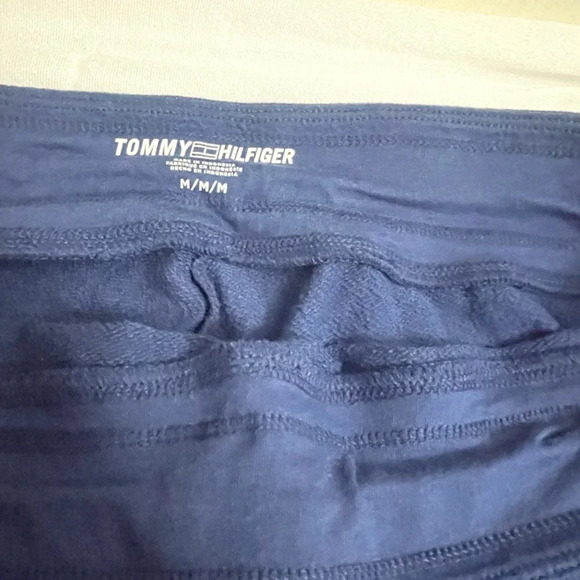 Sz M women Tommy Hilfiger shorts cuffed , drawstring waist shorts New - Picture 5 of 10